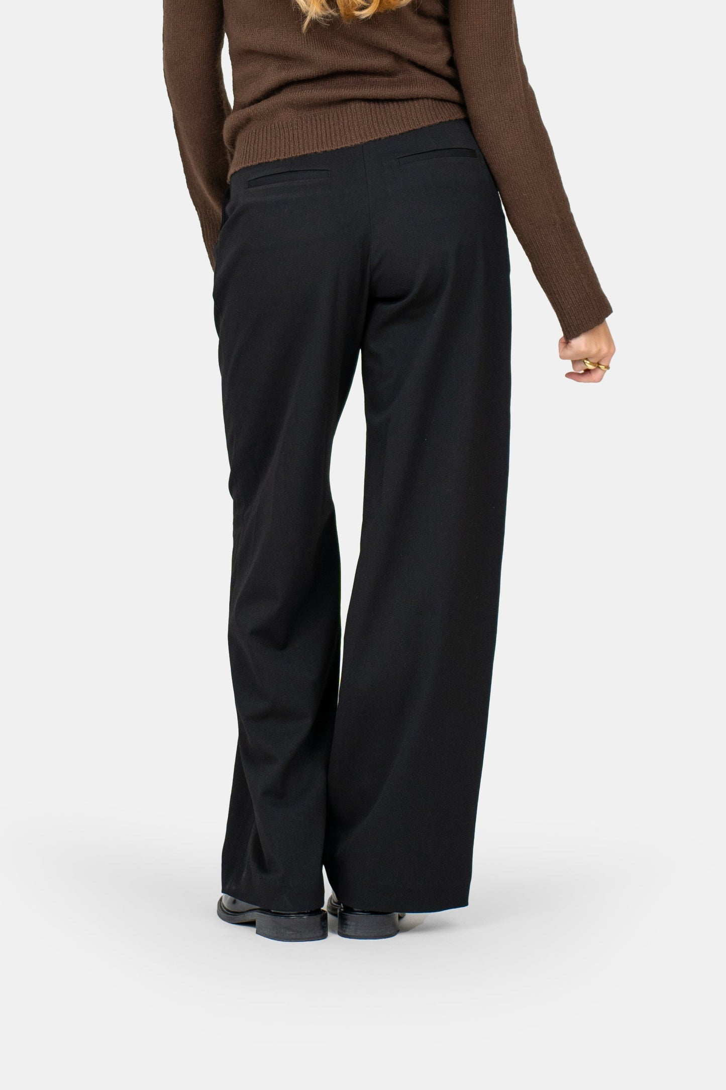 Stella | Black Loose-Fit Pantalon