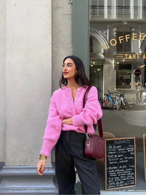 Penelope ™ | Pink Cardigan